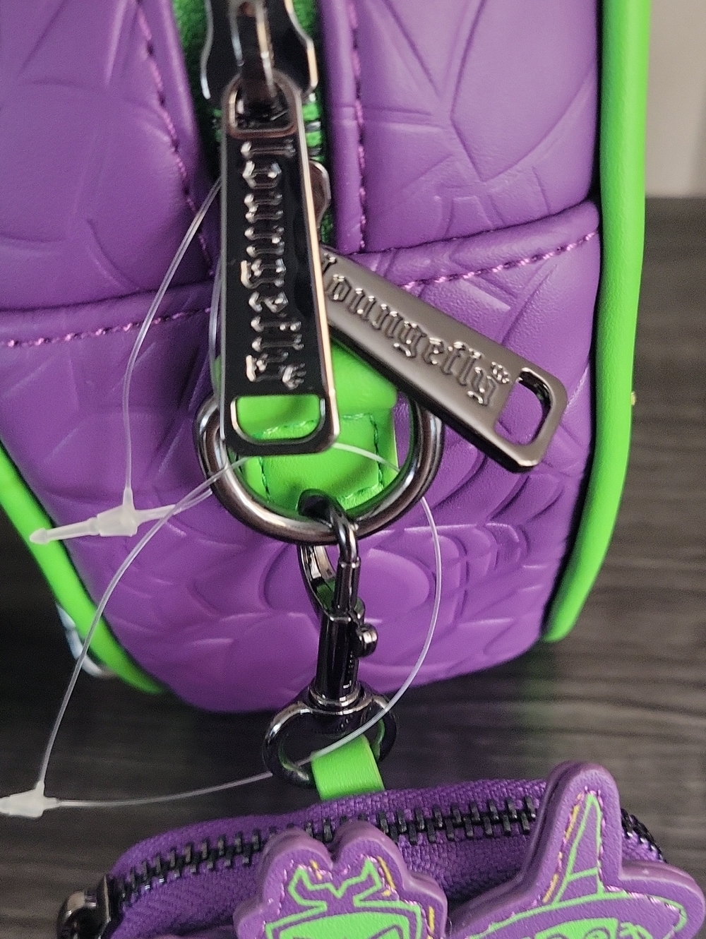 Loungefly - Disney Oogie Boogie Bash 2025 Round Crossbody Bag - Picture 7 of 12